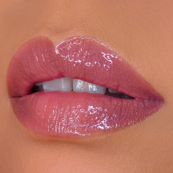 ⭐4/$15 NYX This Is Milky Gloss Cherry Skimmed - Picture 5 of 13